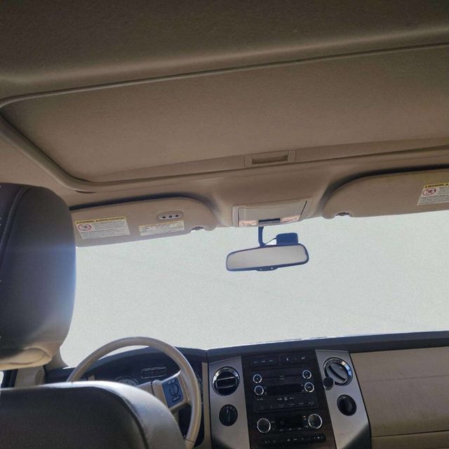 2011 Ford Expedition 4WD 4dr King Ranch - 22962403 - 9