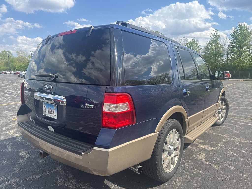 2011 Ford Expedition 4WD 4dr XLT - 23022763 - 5