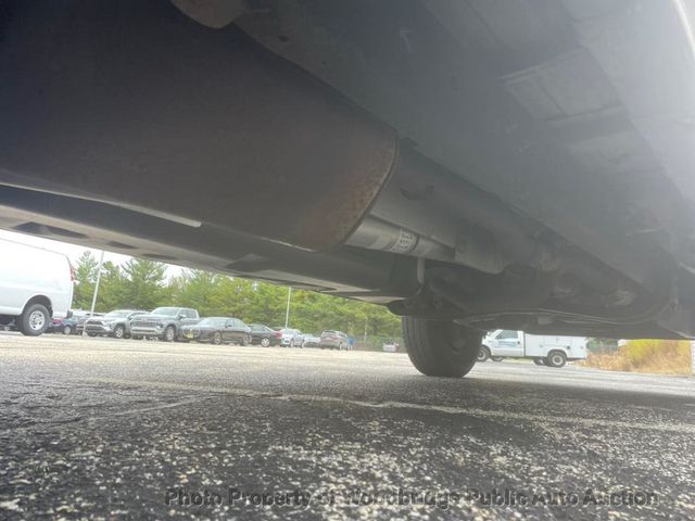 2011 Ford E-250  - 22991551 - 26