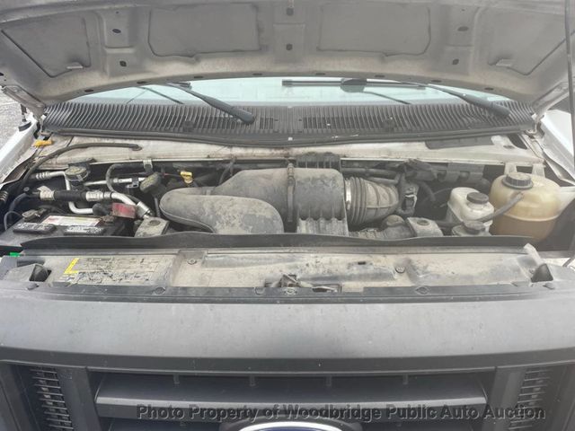 2011 Ford E-250  - 22991551 - 29