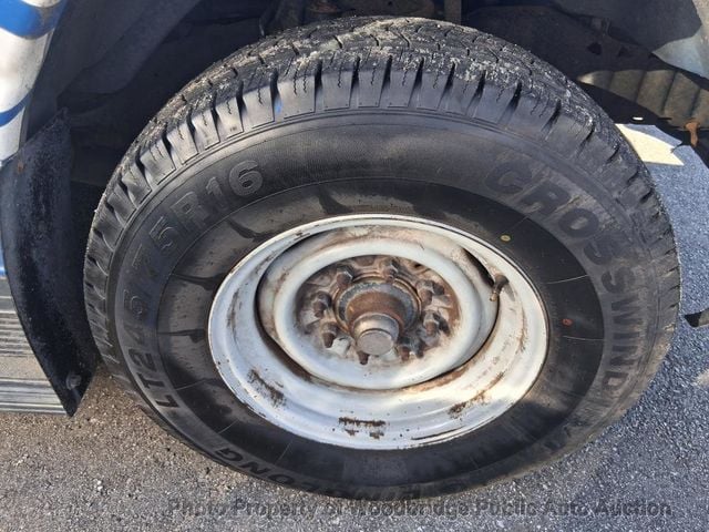 2011 Ford E-350  - 23044535 - 15