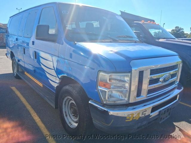 2011 Ford E-350  - 23044535 - 2