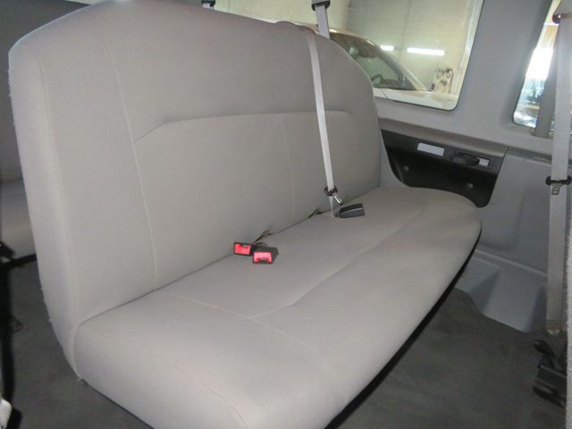 2011 Ford E-350 1OWNER EXTRA CLEAN 12 PASSENGER VAN LOW  MILEAGE  - 23068564 - 22