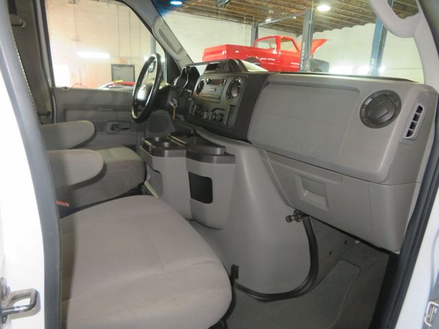 2011 Ford E-350 1OWNER EXTRA CLEAN 12 PASSENGER VAN LOW  MILEAGE  - 23068564 - 28
