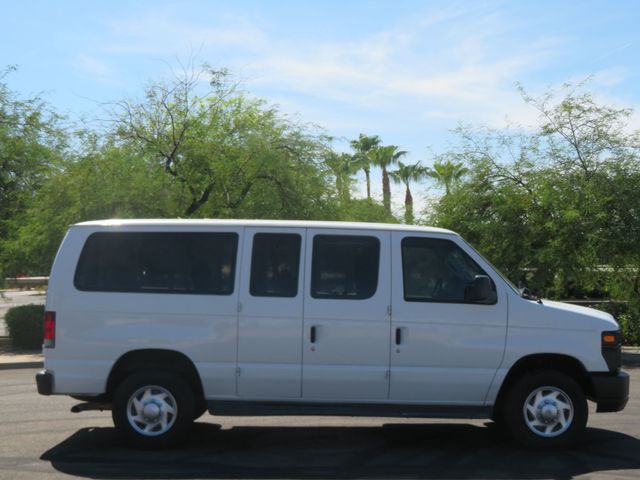 2011 Ford E-350 1OWNER EXTRA CLEAN 12 PASSENGER VAN LOW  MILEAGE  - 23068564 - 2