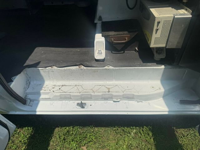 2011 Ford E-350 36 FOOT BUCKET BOOM VAN READY TO WORK FULLY SERVICED - 22842983 - 14