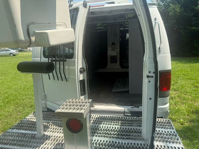 2011 Ford E-350 36 FOOT BUCKET BOOM VAN READY TO WORK FULLY SERVICED - 22842983 - 23