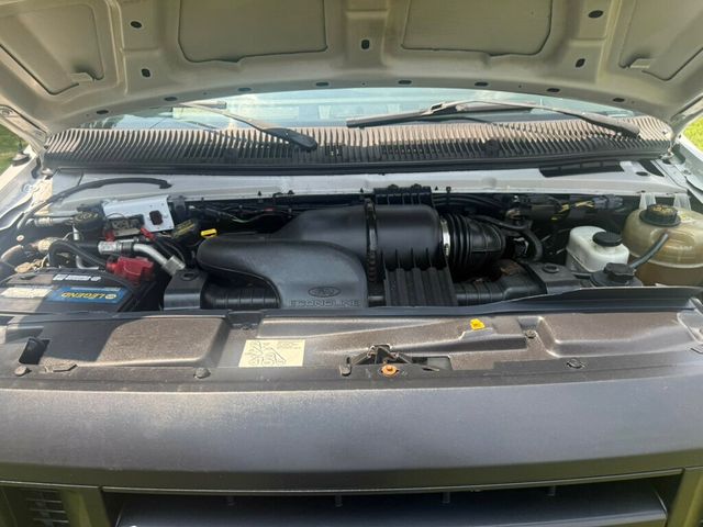 2011 Ford E-350 36 FOOT BUCKET BOOM VAN READY TO WORK FULLY SERVICED - 22842983 - 46