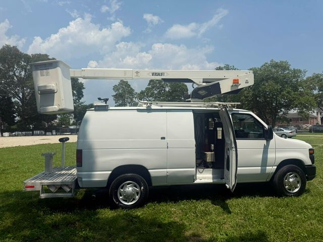 2011 Ford E-350 36 FOOT BUCKET BOOM VAN READY TO WORK FULLY SERVICED - 22842983 - 53