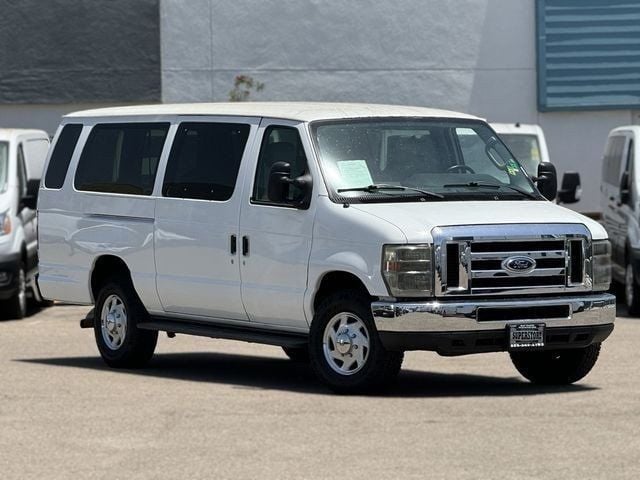 2011 Ford E-350SD XLT - 22035147 - 69