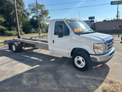 2011 FORD E-450