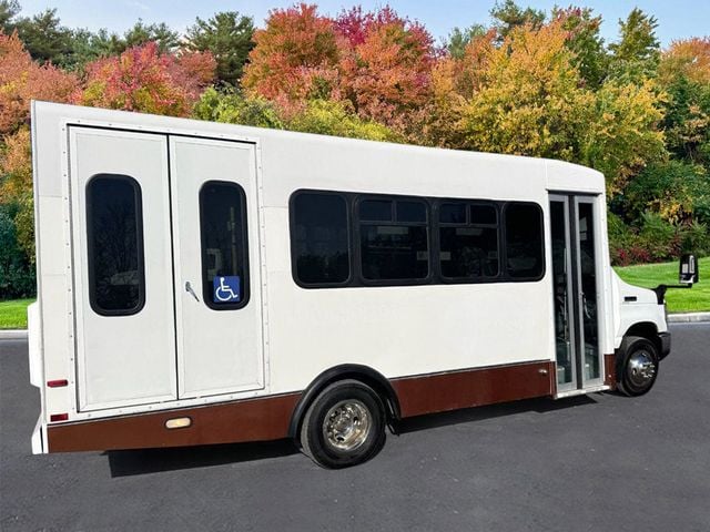 2011 Ford E-450 Non-CDL Wheelchair Shuttle Bus For Sale For Adults Seniors Church Medical Transport Handicapped - 22742960 - 10