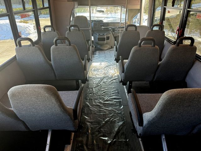 2011 Ford E-450 Non-CDL Wheelchair Shuttle Bus For Sale For Adults Seniors Church Medical Transport Handicapped - 22742960 - 6