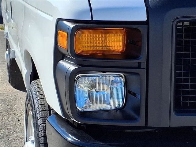 2011 Ford E-Series E-250 - 22945026 - 1