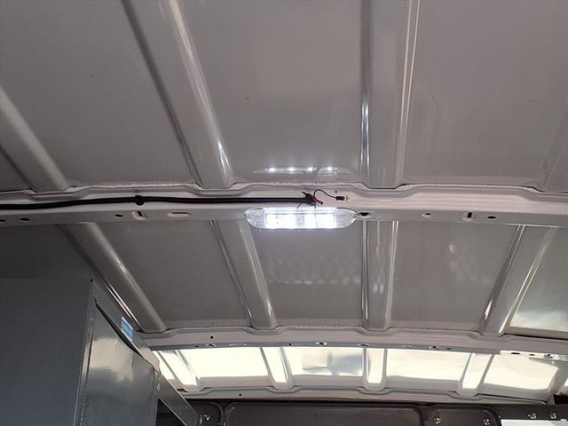 2011 Ford E-Series E-250 - 22945026 - 22