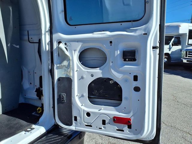 2011 Ford E-Series E-250 - 22945026 - 24