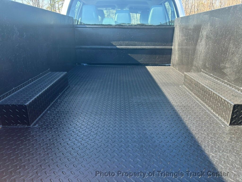 2011 Ford F450HD CREW CAB UTILITY JUST 19k MILES! POWER EQUIPMENT PACKAGE!  CRUISE CONTROL! - 22971158 - 18