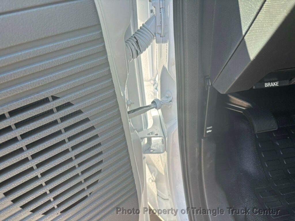 2011 Ford F450HD CREW CAB UTILITY JUST 19k MILES! POWER EQUIPMENT PACKAGE!  CRUISE CONTROL! - 22971158 - 21