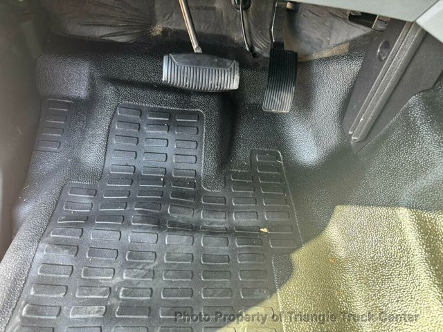 2011 Ford F450HD CREW CAB UTILITY JUST 19k MILES! POWER EQUIPMENT PACKAGE!  CRUISE CONTROL! - 22971158 - 29