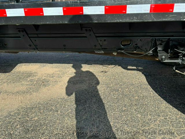 2011 Ford F550 LONG 16+ FOOT WITH LIFT GATE JUST 28K MILES! ONE OWNER! HEAVY SPEC 19,500 GVW! LIMITED SLIP AXLE! - 22904812 - 12