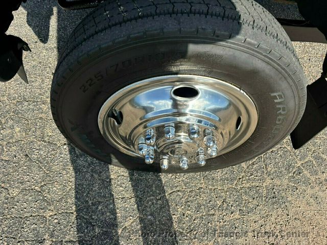 2011 Ford F550 LONG 16+ FOOT WITH LIFT GATE JUST 28K MILES! ONE OWNER! HEAVY SPEC 19,500 GVW! LIMITED SLIP AXLE! - 22904812 - 13