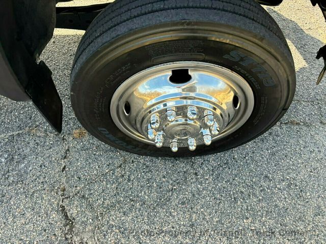 2011 Ford F550 LONG 16+ FOOT WITH LIFT GATE JUST 28K MILES! ONE OWNER! HEAVY SPEC 19,500 GVW! LIMITED SLIP AXLE! - 22904812 - 14