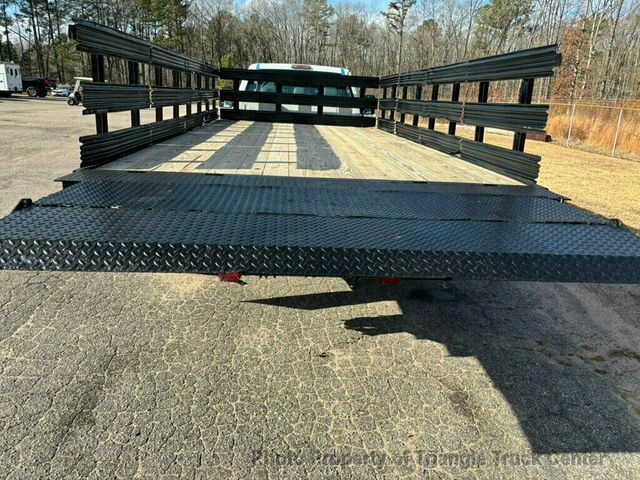 2011 Ford F550 LONG 16+ FOOT WITH LIFT GATE JUST 28K MILES! ONE OWNER! HEAVY SPEC 19,500 GVW! LIMITED SLIP AXLE! - 22904812 - 18