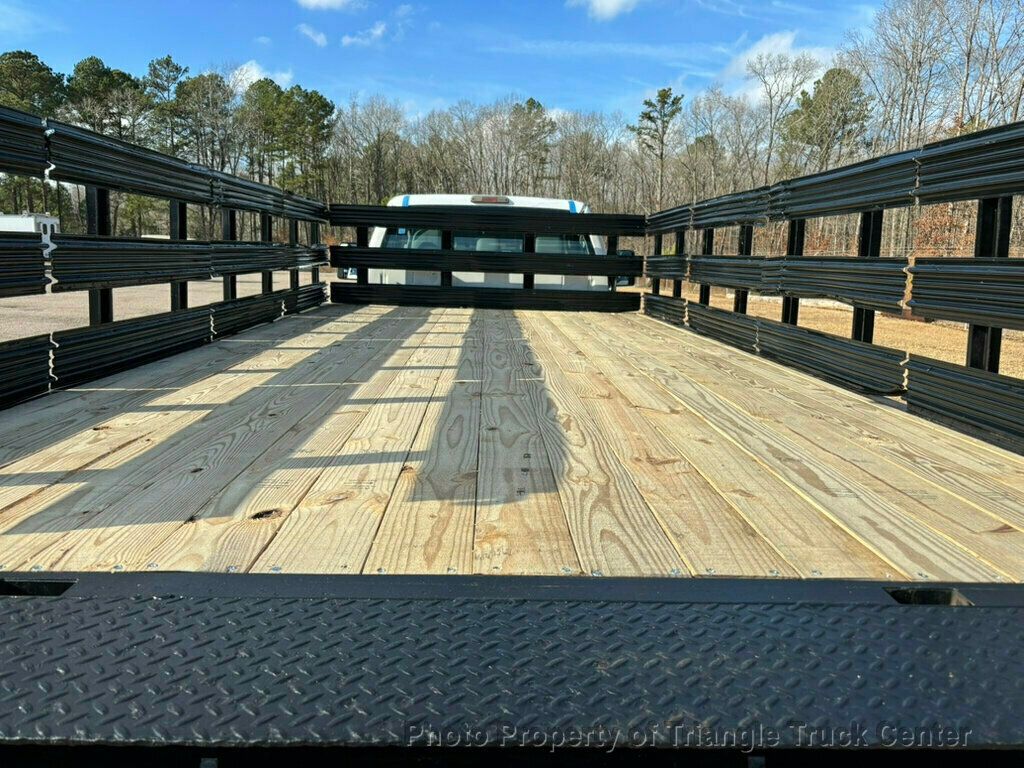 2011 Ford F550 LONG 16+ FOOT WITH LIFT GATE JUST 28K MILES! ONE OWNER! HEAVY SPEC 19,500 GVW! LIMITED SLIP AXLE! - 22904812 - 8