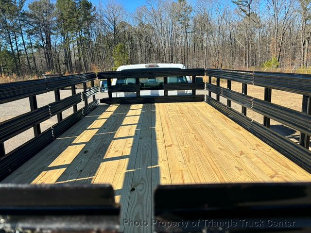 2011 Ford F550 LONG 16+ FOOT WITH LIFT GATE JUST 35K MILES! ONE OWNER! HEAVY SPEC 19,500 GVW! LIMITED SLIP AXLE! - 22947386 - 11