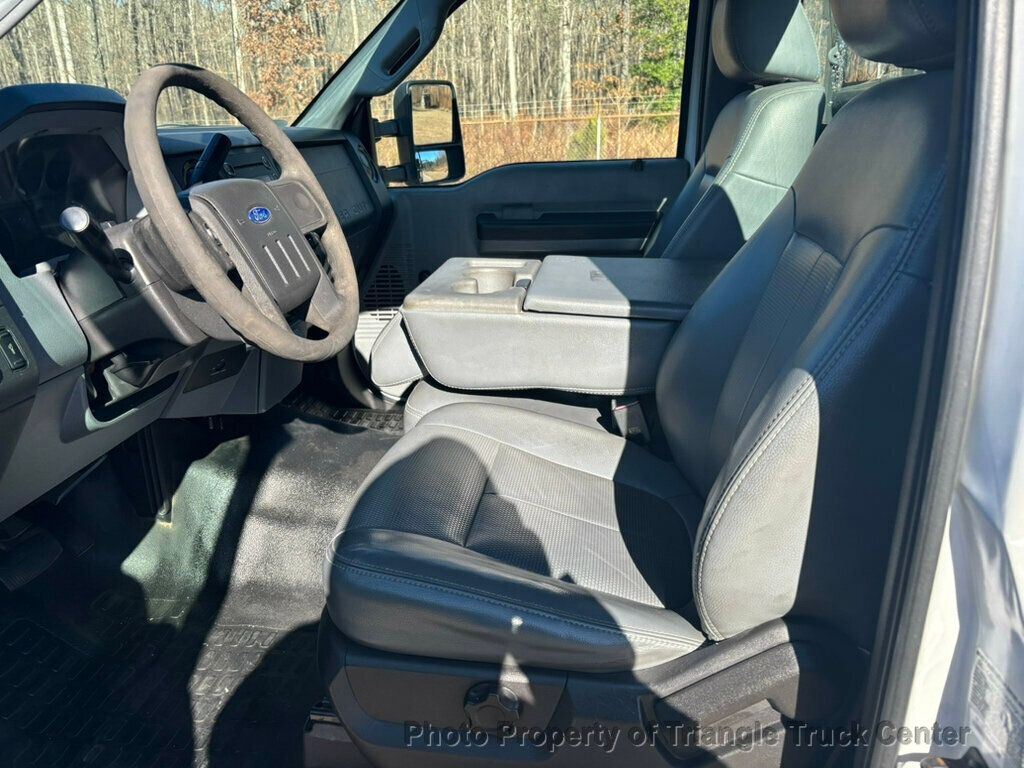 2011 Ford F550 LONG 16+ FOOT WITH LIFT GATE JUST 35K MILES! ONE OWNER! HEAVY SPEC 19,500 GVW! LIMITED SLIP AXLE! - 22947386 - 31