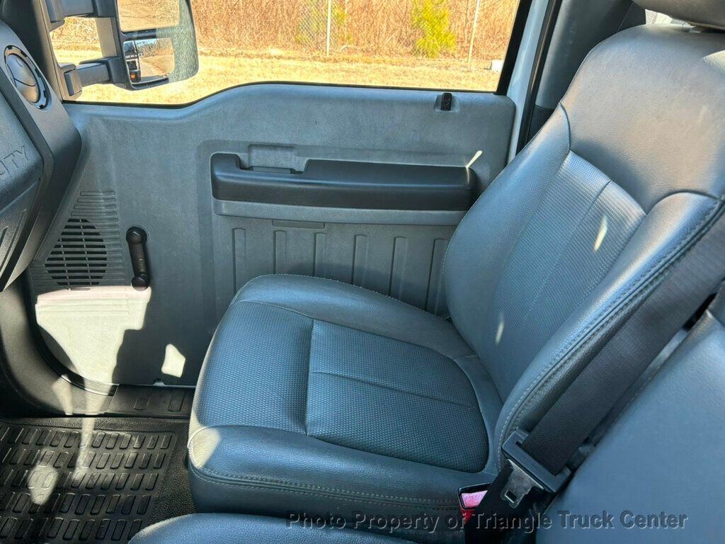 2011 Ford F550 LONG 16+ FOOT WITH LIFT GATE JUST 35K MILES! ONE OWNER! HEAVY SPEC 19,500 GVW! LIMITED SLIP AXLE! - 22947386 - 39