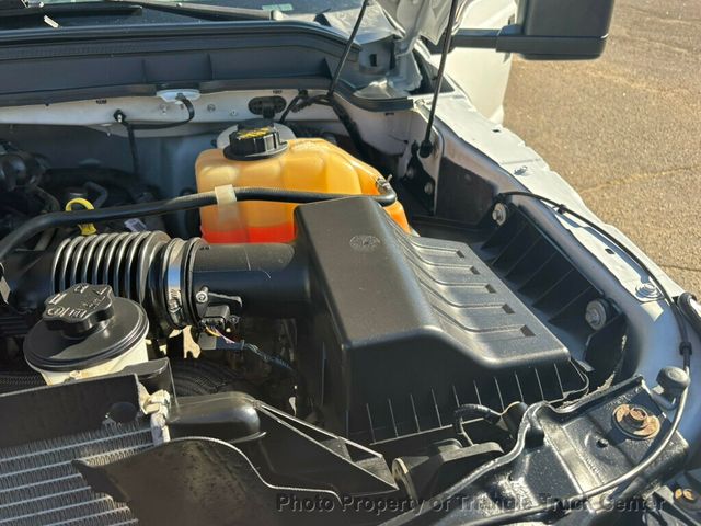 2011 Ford F550 LONG 16+ FOOT WITH LIFT GATE JUST 35K MILES! ONE OWNER! HEAVY SPEC 19,500 GVW! LIMITED SLIP AXLE! - 22947386 - 49