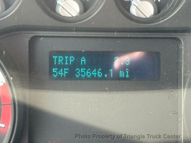 2011 Ford F550 LONG 16+ FOOT WITH LIFT GATE JUST 35K MILES! ONE OWNER! HEAVY SPEC 19,500 GVW! LIMITED SLIP AXLE! - 22947386 - 57