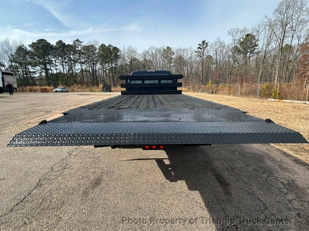 2011 Ford F550HD HEAVY SPEC CREW CAB JUST 52k MILES! 12+ FOOT DECK WITH LIFT GATE! FINANCE OR LEASE! - 22973910 - 13