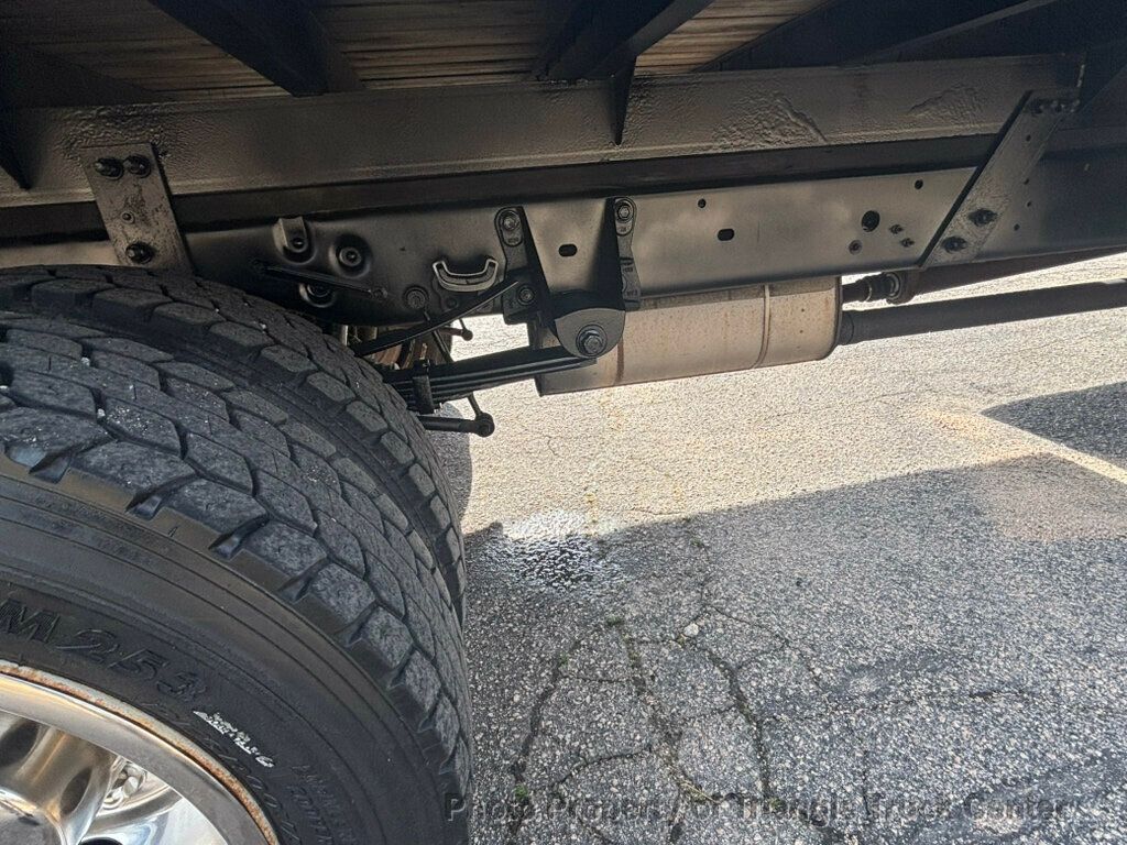 2011 Ford F550HD HEAVY SPEC CREW CAB JUST 52k MILES! 12+ FOOT DECK WITH LIFT GATE! FINANCE OR LEASE! - 22973910 - 19