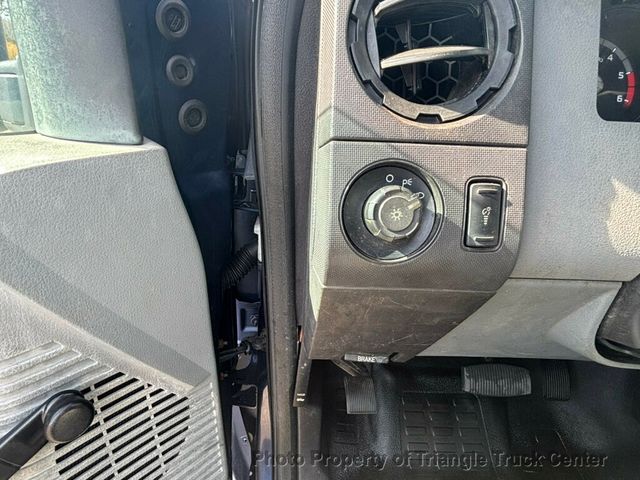 2011 Ford F550HD HEAVY SPEC CREW CAB JUST 52k MILES! 12+ FOOT DECK WITH LIFT GATE! FINANCE OR LEASE! - 22973910 - 34