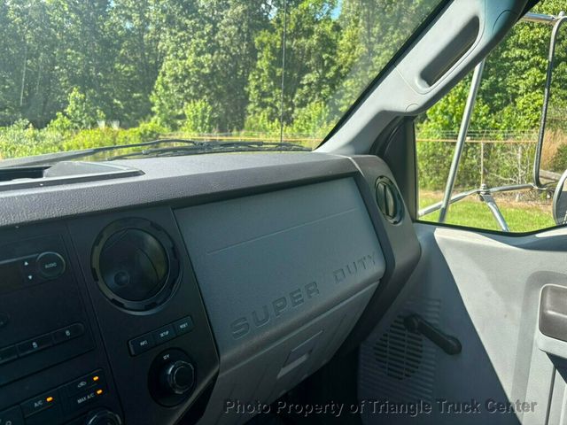 2011 Ford F650/F750 JUST 30k MILES! NON CDL UNDER 26k GVW 6.7 CUMMINS! SUPER CLEAN UNIT! LIFT GATE! - 23023106 - 23