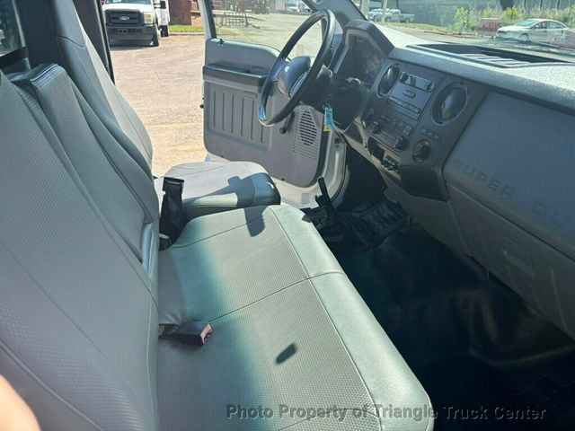 2011 Ford F650/F750 JUST 30k MILES! NON CDL UNDER 26k GVW 6.7 CUMMINS! SUPER CLEAN UNIT! LIFT GATE! - 23023106 - 28