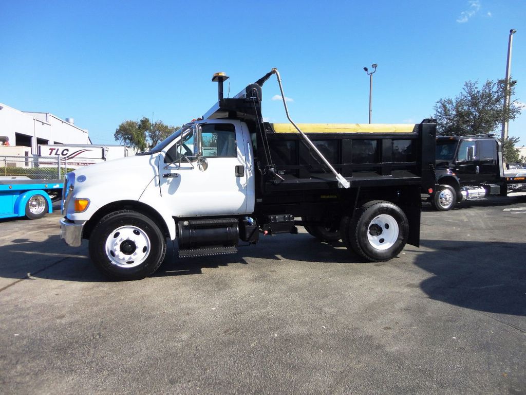 2011 Ford F750 25,950GVWR, 11FT CONTRACTORS DUMP, MASON DUMP TRUCK - 19608978 - 2