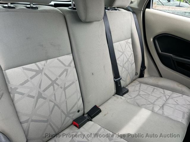 2011 Ford Fiesta 5dr Hatchback SE - 23035118 - 10