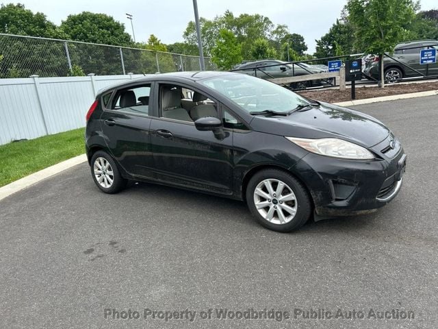 2011 Ford Fiesta 5dr Hatchback SE - 23035118 - 1