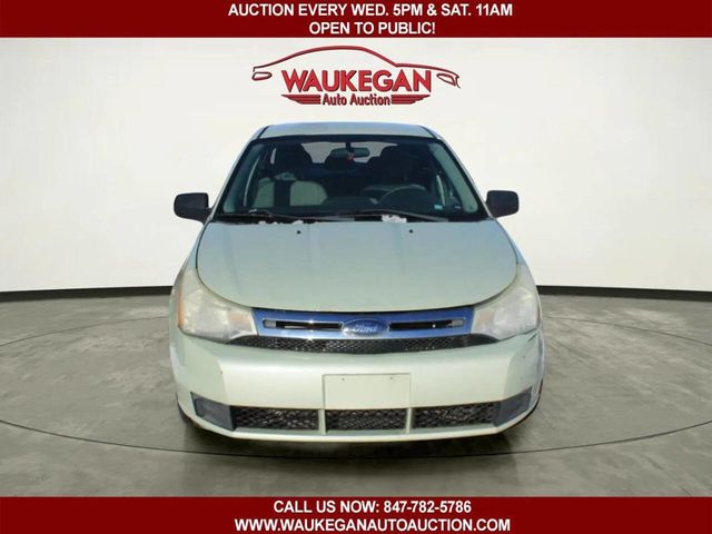 2011 Ford Focus 4dr Sedan SE - 22956979 - 1