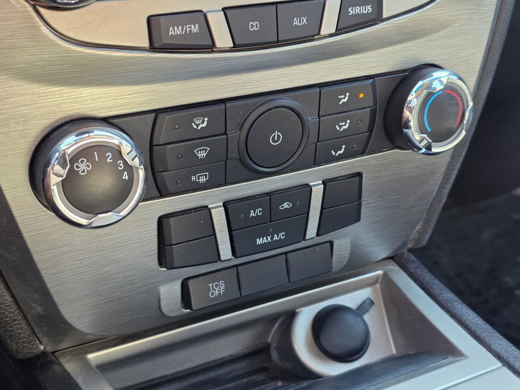 2011 Ford Fusion 4dr Sedan SE FWD - 23006597 - 17