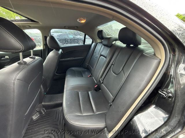 2011 Ford Fusion 4dr Sedan SEL FWD - 23048456 - 9