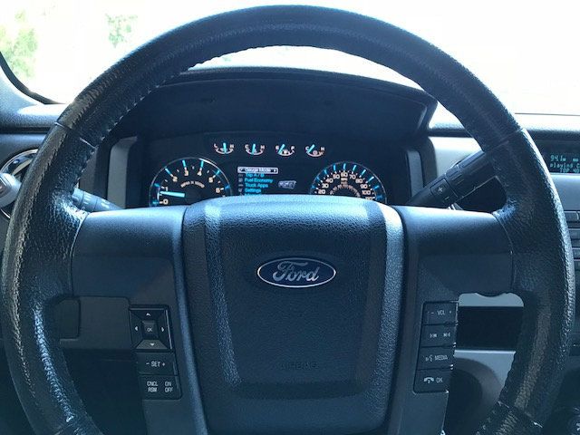 2011 Ford F-150 2WD Reg Cab 145" XLT - 18111094 - 8