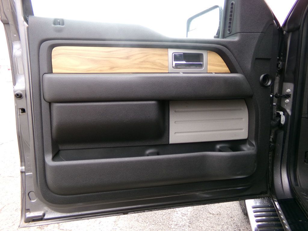 2011 Ford F-150 4WD SuperCrew 145" Lariat - 22956696 - 6