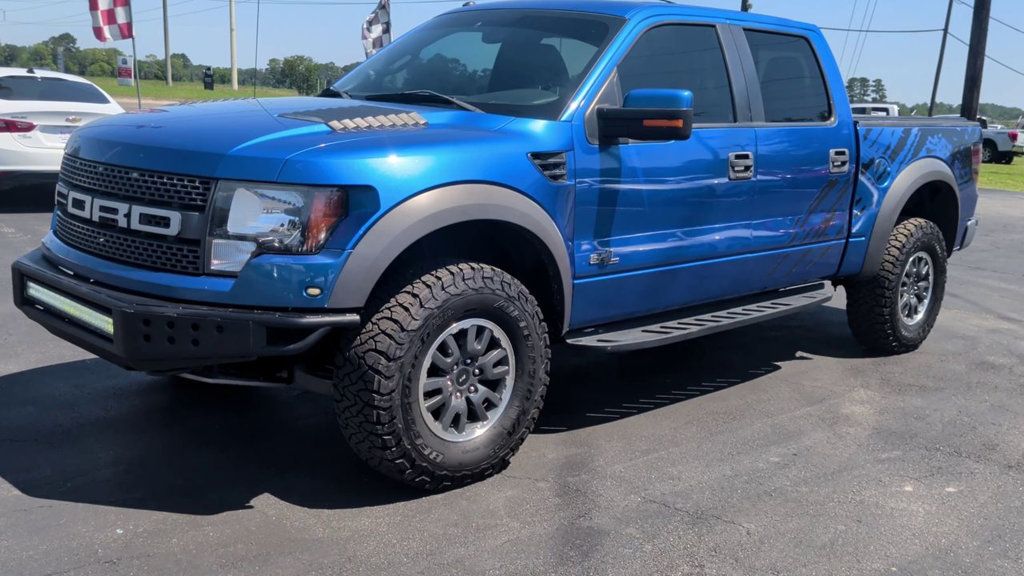 Ford F-150 4WD SuperCrew 145" SVT Raptor photo 4