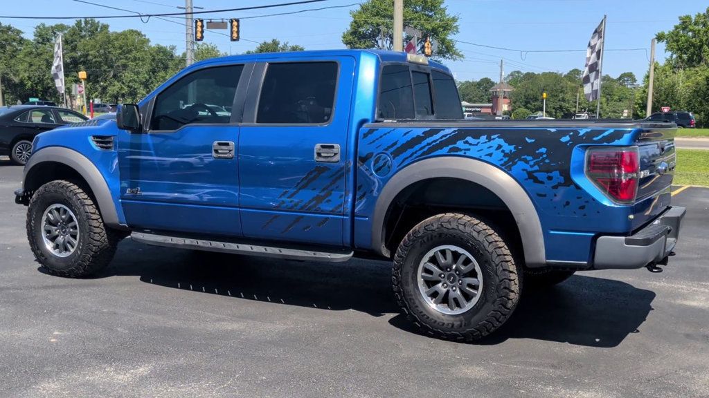 Ford F-150 4WD SuperCrew 145" SVT Raptor photo 6