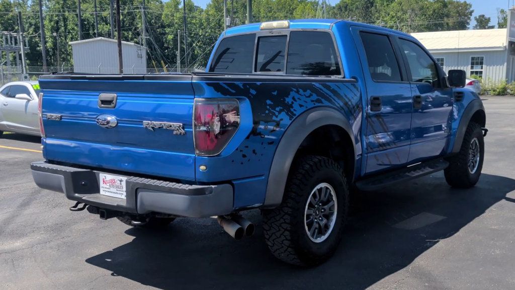 Ford F-150 4WD SuperCrew 145" SVT Raptor photo 8