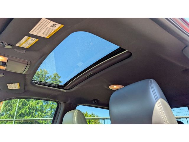 2011 Ford F-150 4WD SuperCrew 145" SVT Raptor - 22944742 - 16